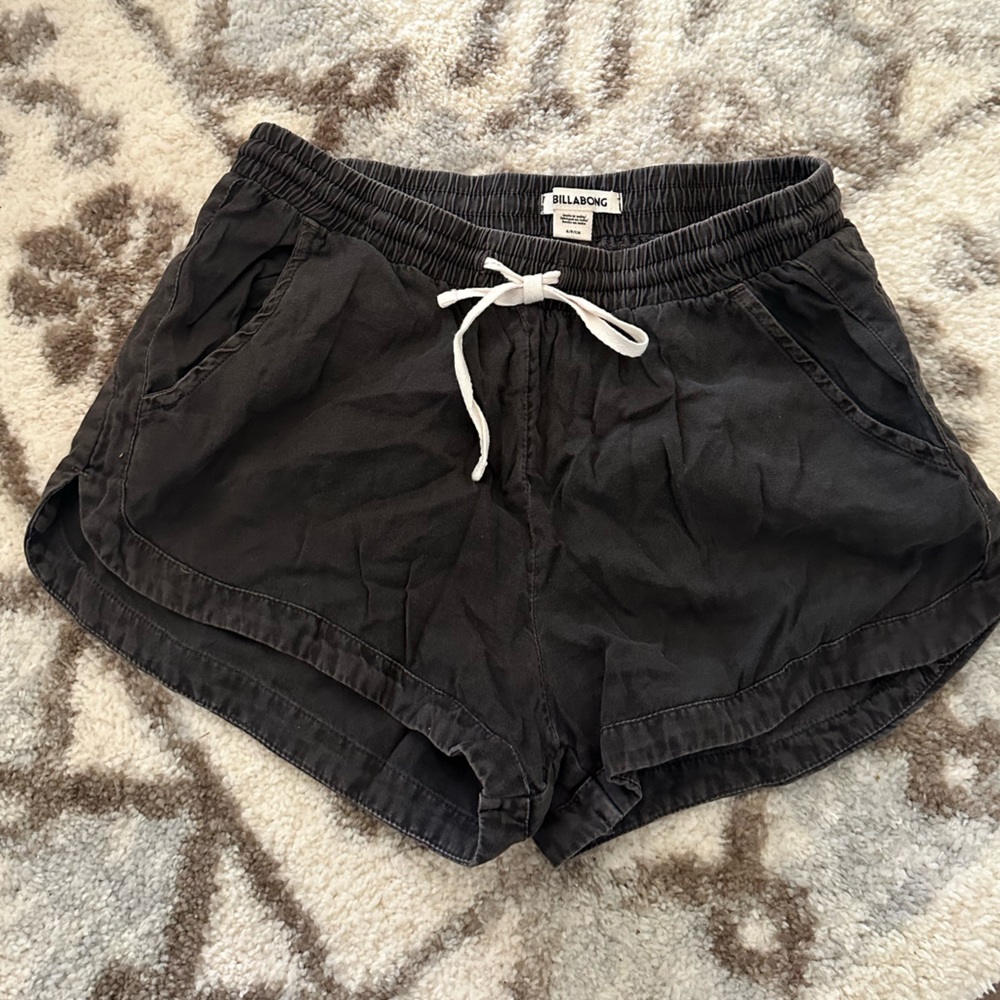 Billabong shorts